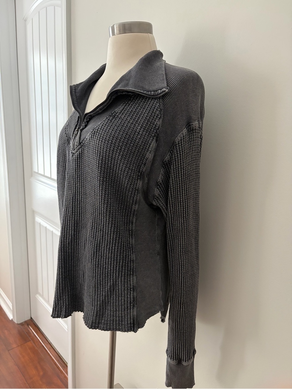 Free People Ashton Zip Thermal M Charcoal Waffle Knit Top - Picture 5 of 9